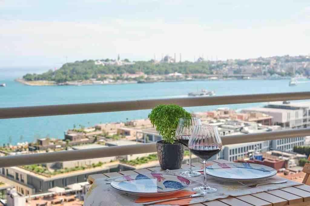 A Million Dollar View In The Heart Of The City Provincia di Provincia di Istanbul Esterno foto